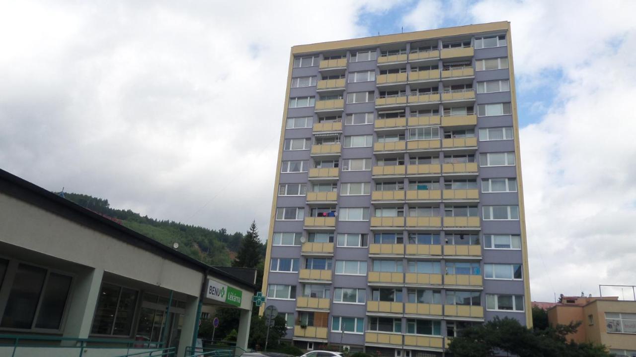 Byt S Jedinecnym Vyhledem Decin Luaran gambar